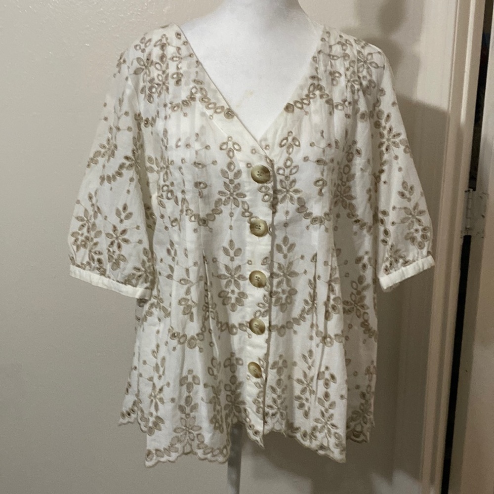 Feather Bone top size 12. Eyelet design and button down front.